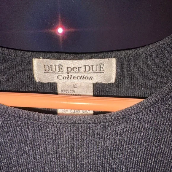 Due per Due Women's Black Crop Top - Picture 1 of 3